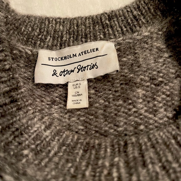 Stockholm Atelier— & Other Stories grey sweater - Picture 5 of 5